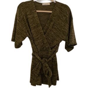 Vine and Love Olive Short Sleeve Sweater Tunic Top Women's Sz Medium